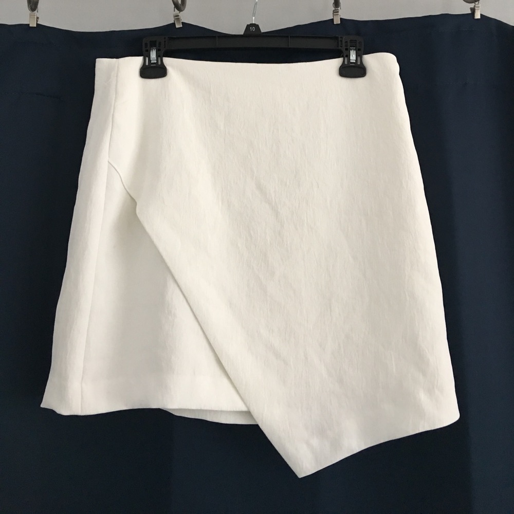 White crepe crossover skirt